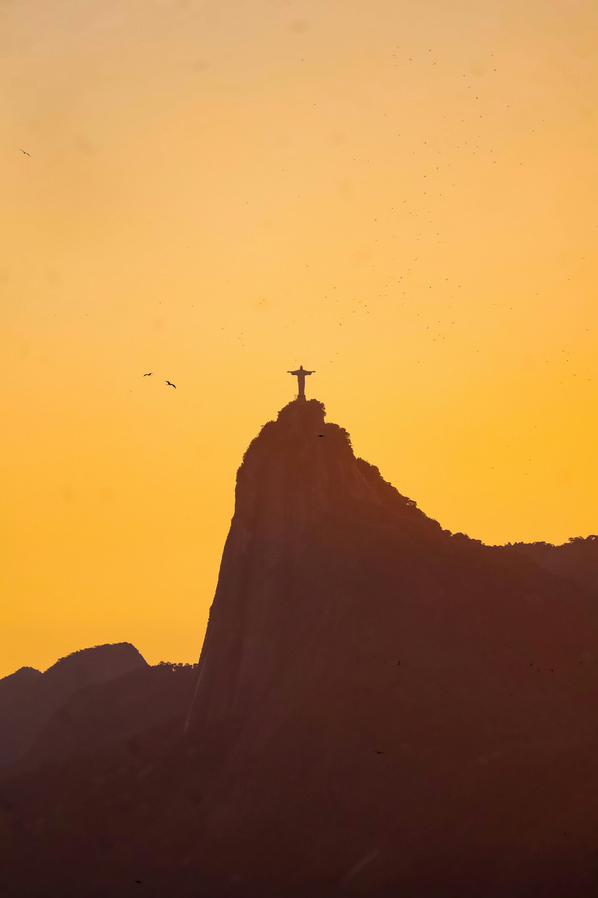 Onde Ficar em Copacabana com Vista para o Mar: Uma Guia Detalhada